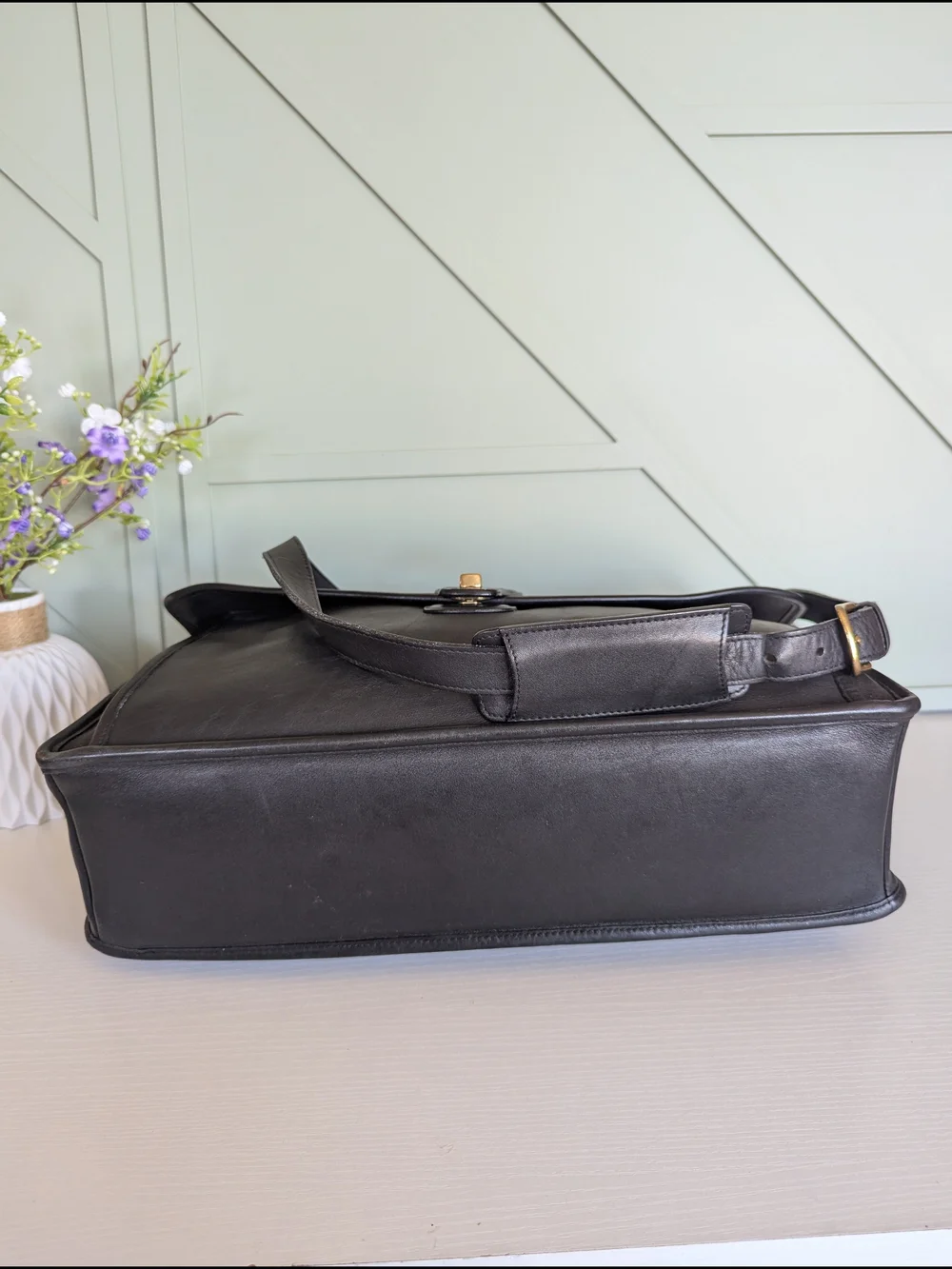 Vintage Coach BeekmanBriefcase (Style No. 5266), a highly sought-after silhoue